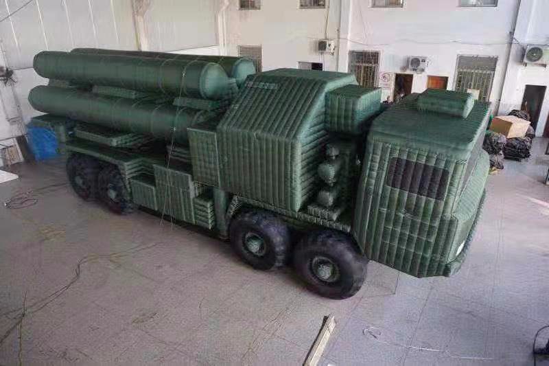 长丰镇军用战车